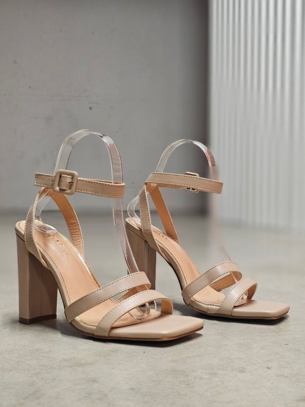 Strappy Nude Block Heel Sandals With Adjustable Ankle Strap - Elegant Design For
